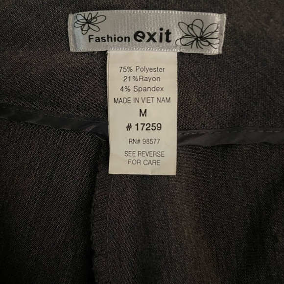 Fashion Exit Women’s Slant Pockets Gray Slacks, size Medium - Picture 3 of 4